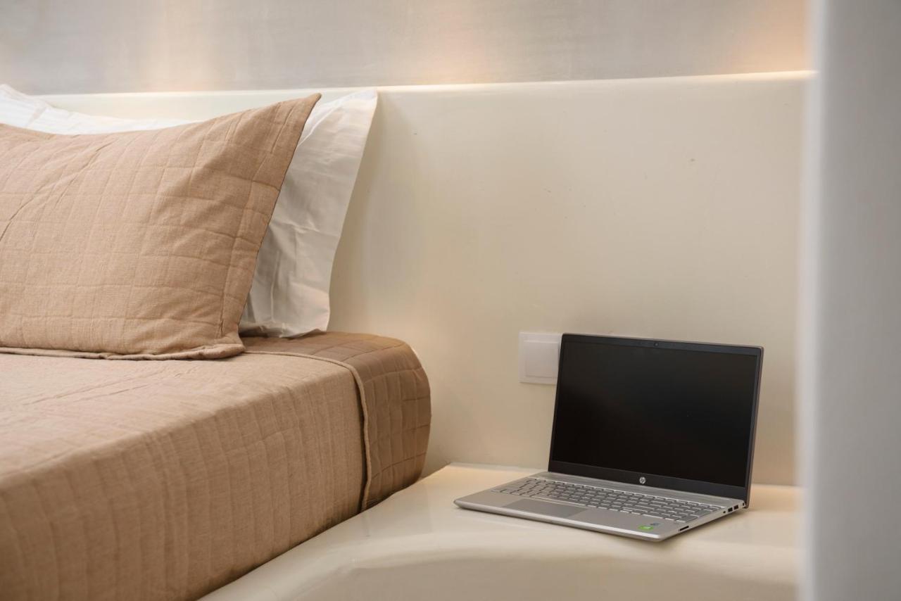 Theasis Suites アモルゴス島 エクステリア 写真
